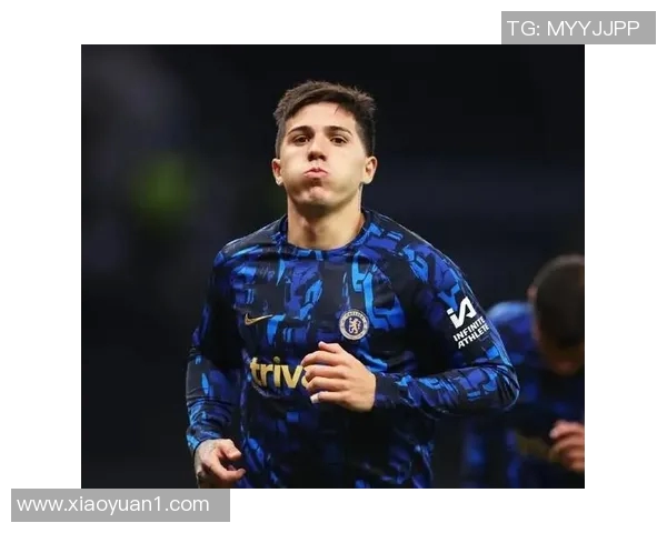 切尔西更衣室风波再起斯特林与恩佐训练场冲突引发热议